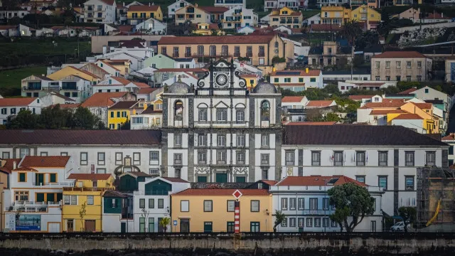 Detido por pornografia de menores em IPSS proibido de contactar vÃtima