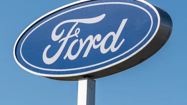 Ford une-se Ã  chinesa Geely para produzir carros na PenÃnsula IbÃ©rica