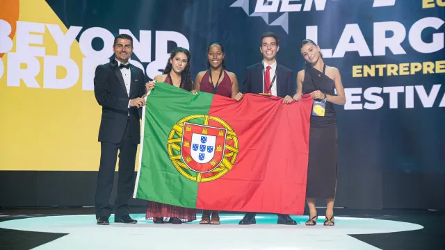 "BeRed". A caneta capaz de detetar anemia criada por alunos do 10.Âº ano
