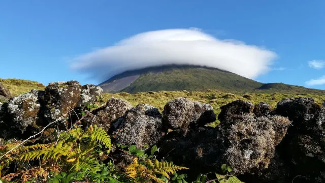 VulcÃ£o do Pico passa para alerta V1 devido a atividade sÃsmica