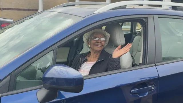 Aos 108 anos, Susan ainda conduz e vive sozinha. "A tentar cuidar de mim"