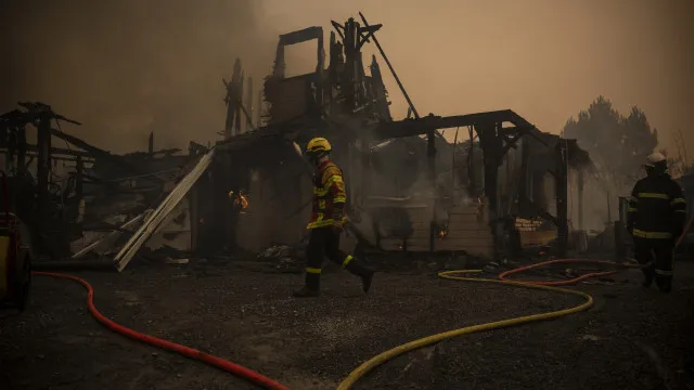 Fogo em FranÃ§a atingiu 3.400 hectares e forÃ§ou retirada de 20.000 pessoas