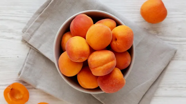 Alperce. A pequena (e poderosa) fruta do verÃ£o que faz bem Ã  saÃºde