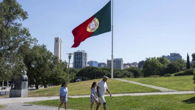 Rendimento mediano superou mÃ©dia nacional em 74 municÃpios em 2024