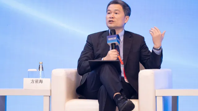 
                    China investiga por corrupção ex-vice de regulador dos mercados bolsistas
                