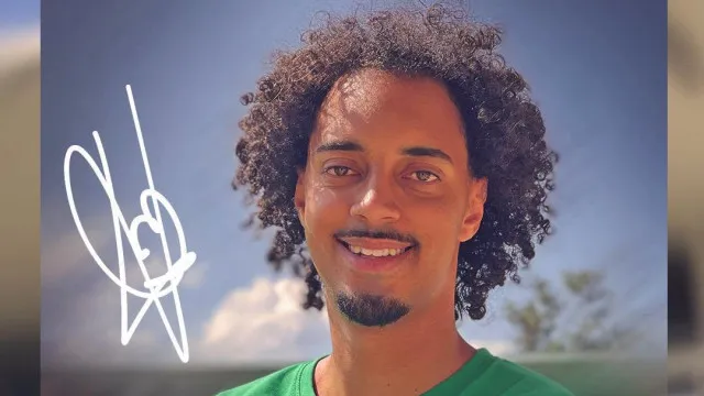 Oficial: Tomás Tavares volta a Portugal para jogar no Marítimo