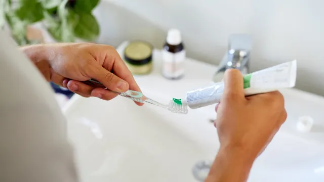 
                    Anda a escovar mal os dentes. Dentista revela erros que muitos cometem
                