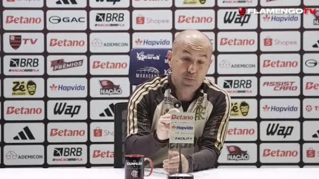 
                    Questão sobre ex-alvo do FC Porto agasta Leonardo Jardim: 