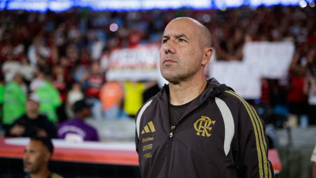 Jardim rebate críticas de 'mercenário' da torcida do Cruzeiro: 'Ninguém diz não ao Flamengo'