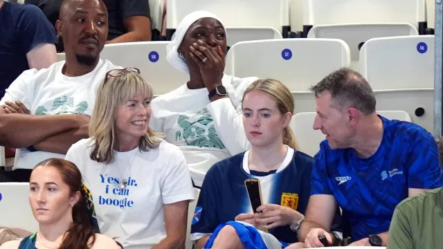 
                    Entre o nadador Sean e a gémea Amelie, como estão os irmãos de Maddie?
                