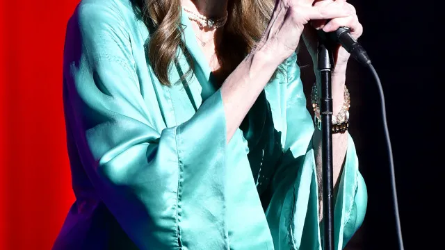 Carly Simon revela diagnÃ³stico de Parkinson e novidade sobre a carreira