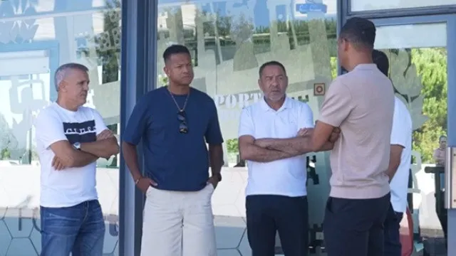 
                    FC Porto revela os bastidores de uma visita especial ao Olival
                