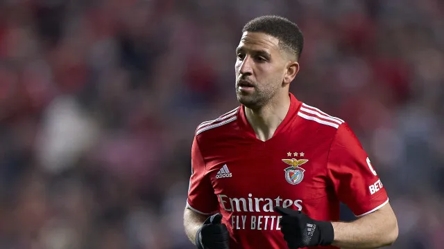 
                    Taarabt aponta dedo a Rui Vitória e atira: 