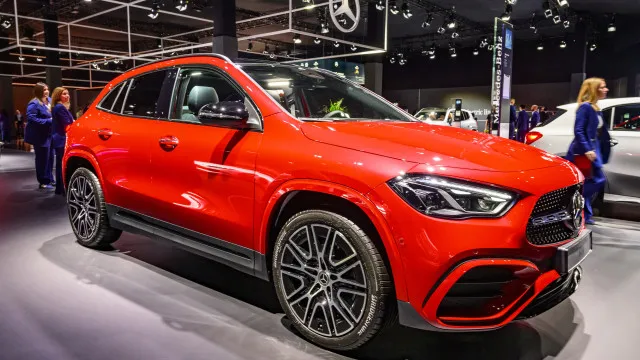 Mercedes-Benz apresenta novo SUV elÃ©trico de luxo GLA jÃ¡ amanhÃ£