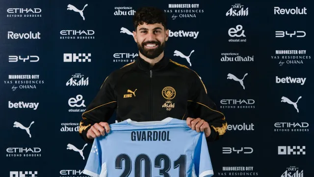 
                    Oficial: Croata Josko Gvardiol renova com Manchester City
                
