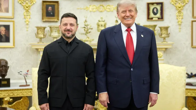 
                    Zelensky anuncia encontro com Trump que 