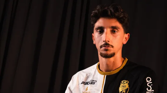 
                    Oficial: Rodrigo Borges reforça Farense por um ano
                
