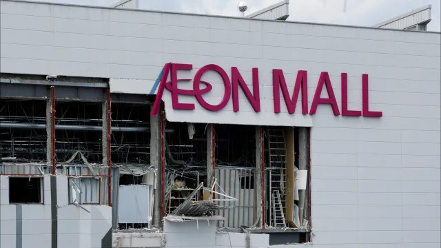 Sismo no JapÃ£o fez pelo menos trÃªs mortos (dois no shopping que desabou)