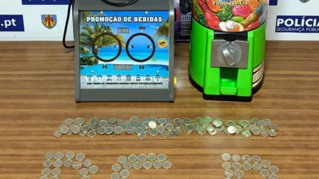 
                    Homem constituído arguido por explorar jogos de fortuna ou azar em Almada
                