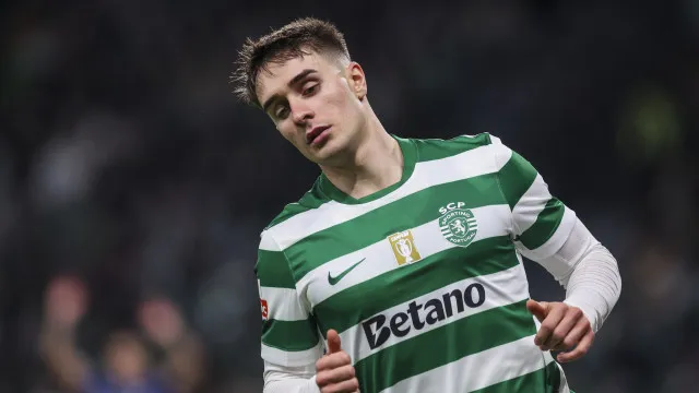 
                    Varandas afasta AS Roma e fecha a porta de saída a Fresneda
                