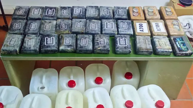 GNR apreende mais de 36 kg (ou 183 mil doses) de cocaína em Grândola