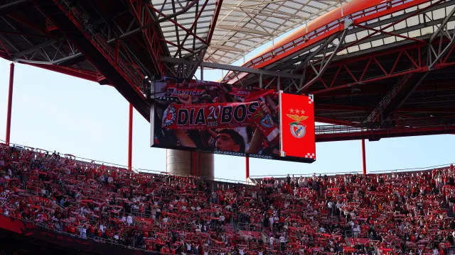 
                    EM DIRETO: Benfica em sobressalto em dia de decisões para a Liga Europa
                