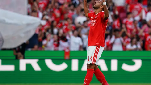 
                    Pavlidis feliz com golos olha ao futuro: 