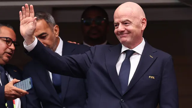
                    UEFA ameaça Mundial e FIFA responde: 