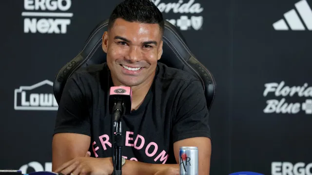 
                    Casemiro 'esquece' Cristiano Ronaldo: 