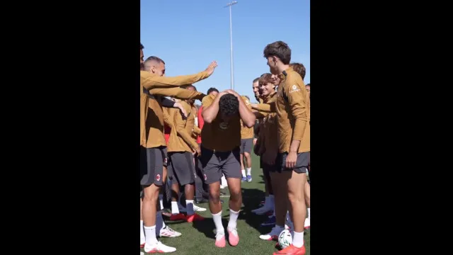 
                    Sem tempo a perder, mas com praxe. O primeiro dia de Ramos no Milan
                