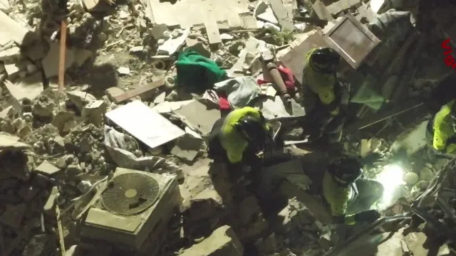 "Caos", 3 feridos e vÃdeo: HÃ¡ 6 por resgatar apÃ³s colapso na SicÃlia