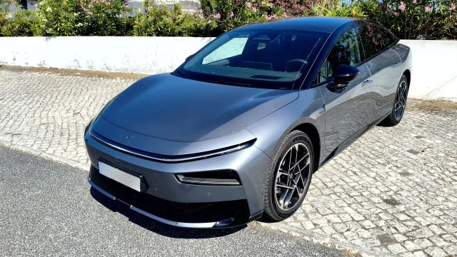 Xpeng P7+. Novo sedÃ£ de luxo chinÃªs chegou a Portugal e jÃ¡ o conduzimos