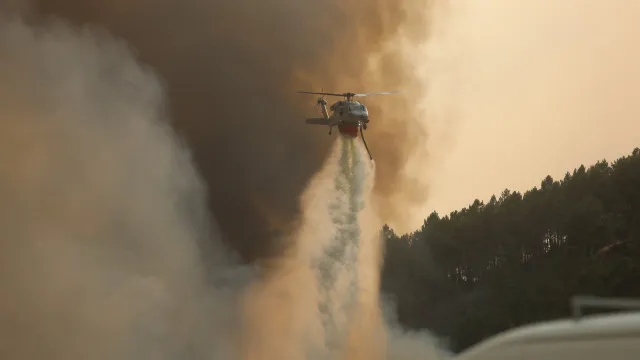
                    Fogo em Chaves com alguns pontos quentes e 90% já em resolução
                