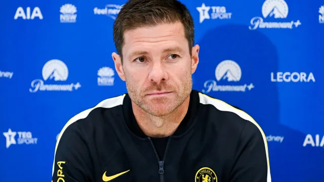 Chelsea impedido de inscrever reforÃ§os, mas safa-se de deduÃ§Ã£o de pontos