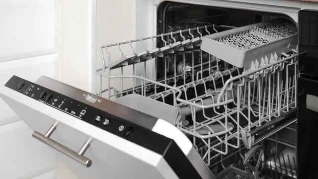 
                    Sabia disto? 6 coisas curiosas que podem ir à máquina de lavar loiça 
                
