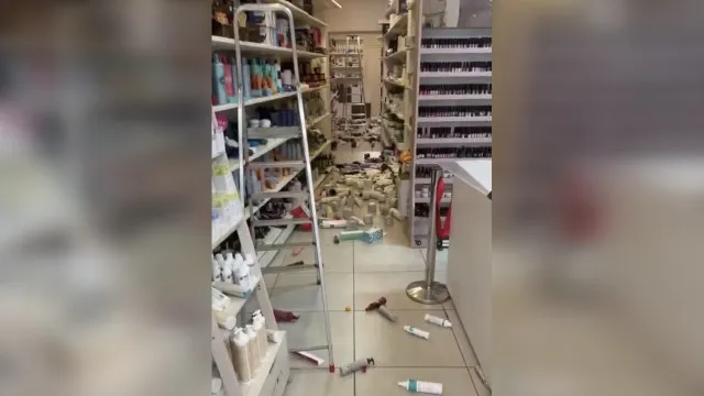 Sismo de magnitude 4,7 perto de NÃ¡poles faz pelo menos 10Â feridos Â 