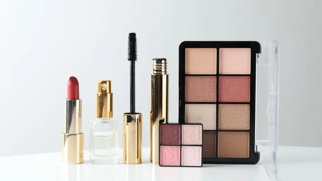 
                    O lugar onde não se deve guardar a maquilhagem ou produtos de beleza
                