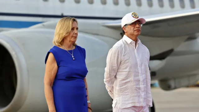 
                    Petro em Havana para apoiar Cuba na última viagem enquanto presidente
                