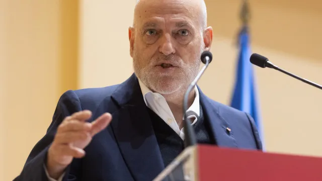
                    Javier Tebas volta a arrasar Infantino: 