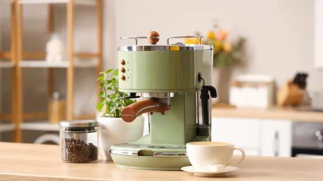 O erro de limpeza que cria um antro de germes na sua mÃ¡quina de cafÃ©