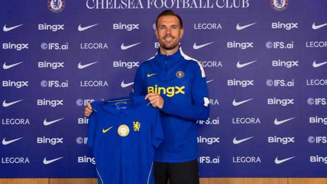 
                    Oficial: Jordan Henderson reforça meio-campo do Chelsea a custo zero
                