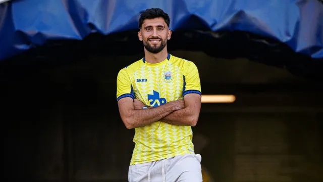 Oficial: Arouca reforÃ§a defesa com contrataÃ§Ã£o de Mario Climent