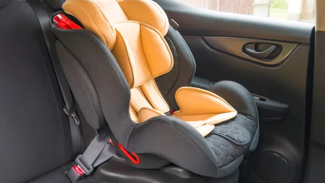 
                    Bebé de 20 meses morre após ser esquecido no interior de carro em Espanha
                