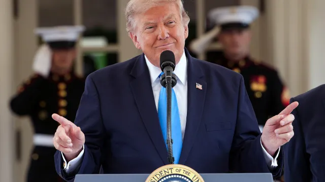 
                    Novidade da Truth Social leva Trump a ser acusado de corrupção
                