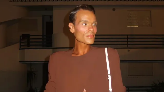 
                    Críticas ao corpo e imagem? 