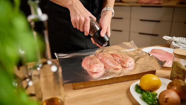 7 grandes erros que estÃ¡ a cometer ao cozinhar frango