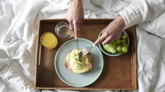 
                    O que acontece ao seu corpo quando não toma o pequeno-almoço 
                