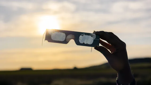 Vai ver o eclipse solar? DGS emite recomendaÃ§Ãµes para garantir seguranÃ§a