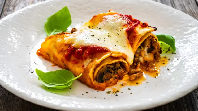"A melhor panqueca do mundo" é salgada e enrolada. Temos a receita!