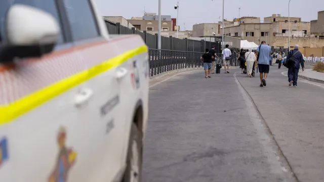 
                    25 milhões: Melilla pede mais fundos a Madrid para ajudar menores
                